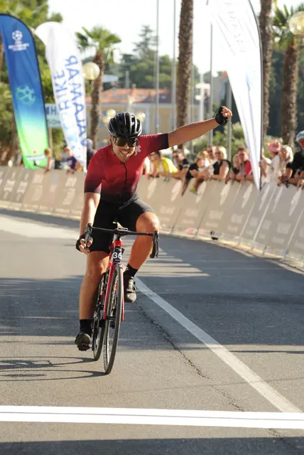 Am Dienstag startete Christoph Eibl in sein erstes Ultracycling Rennen. Sein größter Gegner dabei ist der Schlafentzug.  | Foto: Eibl