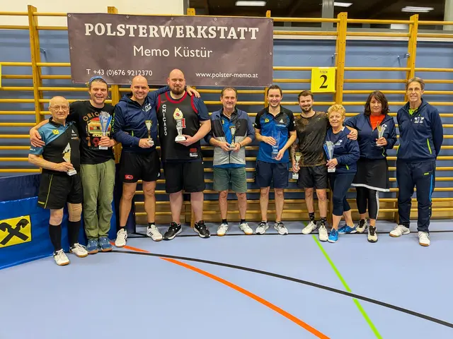 Strahlende Gewinner nach der 42. Kirchdorfer Tischtennis-Gemeindemeisterschaft