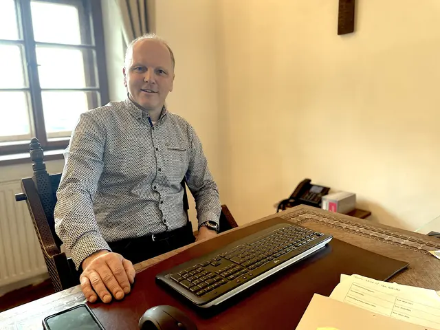 Hannes Fender ist Obmann der Kinderhilfe des Bezirkes.  | Foto: Haun