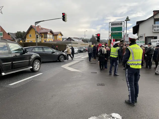 Die Trassenbefürworterinnen und -befürworter warteten lange auf das UVP-Ergebnis. | Foto: Schrapf