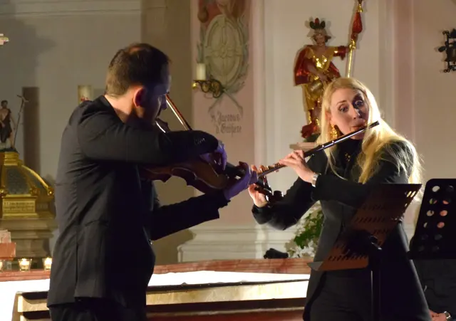 Daniela Koch (Flöte) und Wolfram Hauser (Bratsche). | Foto: Roswitha Wörgötter