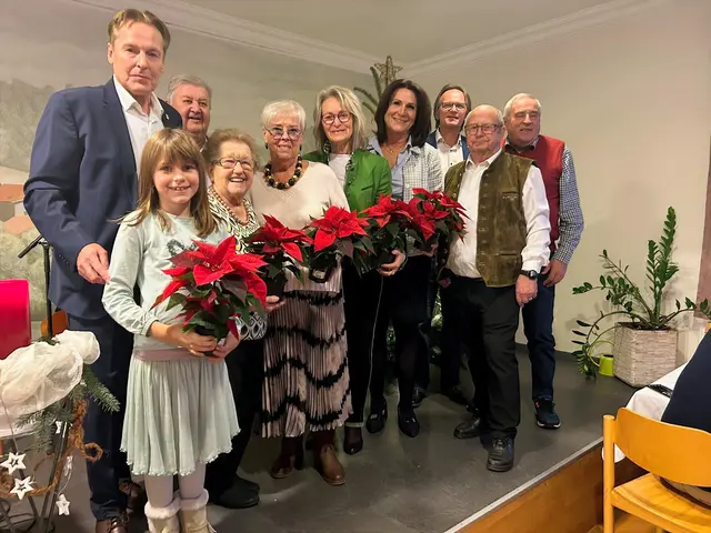 Der Vorstand des Seniorenrings mit Sabine Binder. | Foto: SR GR/EF