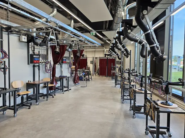 In multifunktionalen Werkstätten, Laborräumen und Schulungsflächen werden Fachkräfte von morgen ausgebildet. | Foto: Lorenz Consult ZT GmbH