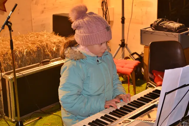 Anna Ranner (Keyboard)