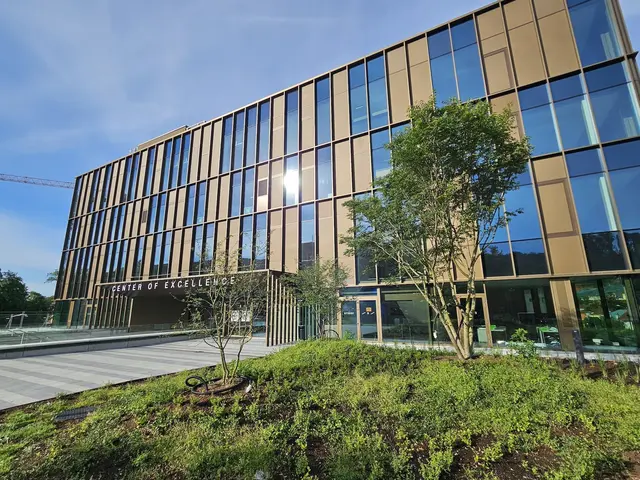 Das "Center of Excellence" der WKO Steiermark beherbert einen modernen Bildungscampus mit zahlreichen Lehrwerkstätten. Im Herbst wurde es eröffnet. | Foto: Lorenz Consult ZT GmbH