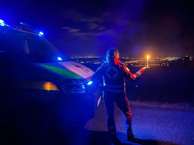 Mehr als 400 Rotkreuz-Mitarbeiter sind an den Feiertagen ab 16 Uhr auf den Dienststellen im Einsatz | Foto: RK NÖ / St. Valentin / Katharina Reisinger