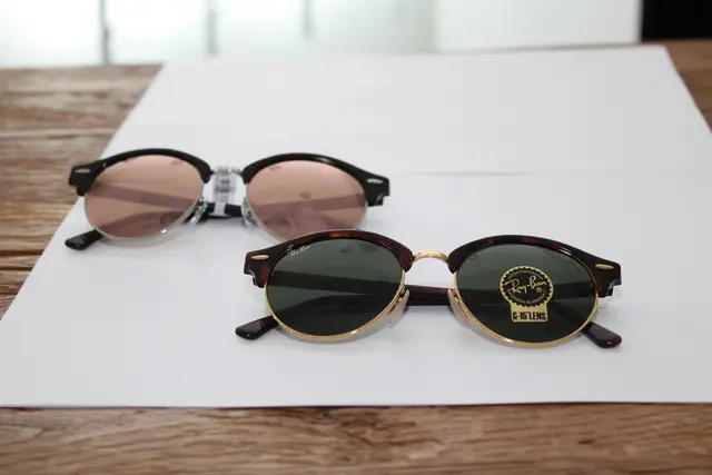 Die hochpreisigen Sonnenbrillen wurden bei einem Einbruch bei einem Innenstadt-Optiker erbeutet. (Symbolfoto) | Foto: Köck