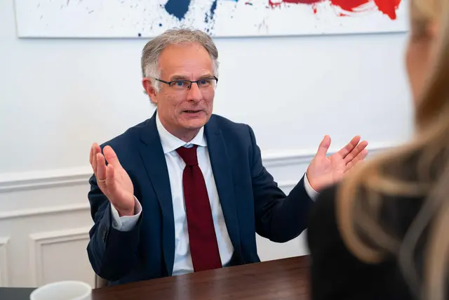 Beim Doppelbudget für 2025 und 2026 erklärt Finanzminister Markus Marterbauer (SPÖ) die Bundesregierung "voll auf Kurs". | Foto: Martin Baumgartner
