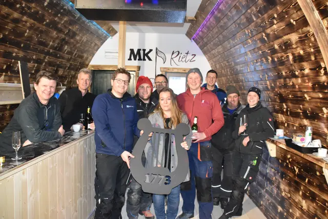 Die Musikkapelle Rietz sorgt beim Naz-Ein- und -Ausgraben sowie beim Umzug für die musikalische Umrahmung. Im "Schnaps-Fassl" beim Gemeindeplatz freut man sich auf viele Gäste.