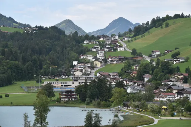 Am Schönfeldjoch in Thiersee ereignete sich am Samstag ein schwerer Paragleitunfall, bei dem ein 40-jähriger Deutscher schwer verletzt wurde. (Symbolbild) | Foto: Barbara Fluckinger