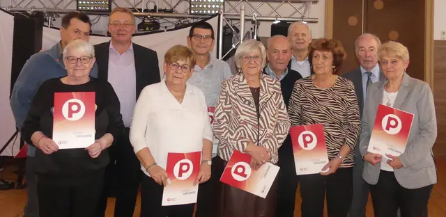 Zahlreiche Mitglieder und Ehrengäste folgten der Einladung zur stimmungsvollen Weihnachtsfeier der Pensionisten im Gasthaus Galik in Großkrut. | Foto: Arzt