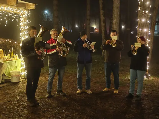 Der MV Hornstein sorgte für weihnachtliche Klänge und die richtige Stimmung. 