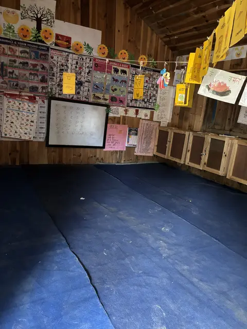 Kindergarten ohne Spielzeug. | Foto: Astrid Wieser