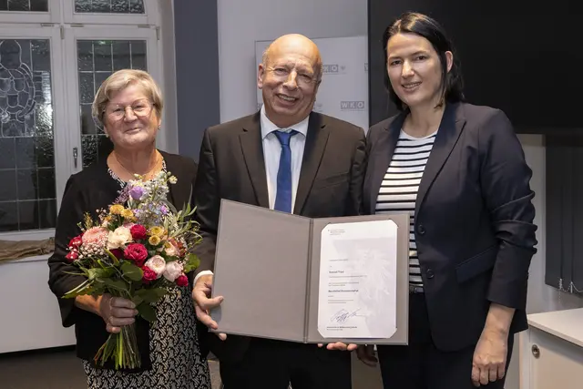 Heidi Traxl, KR Konrad Traxl und WK-Präsidentin Barbara Thaler. | Foto: Die Fotografen