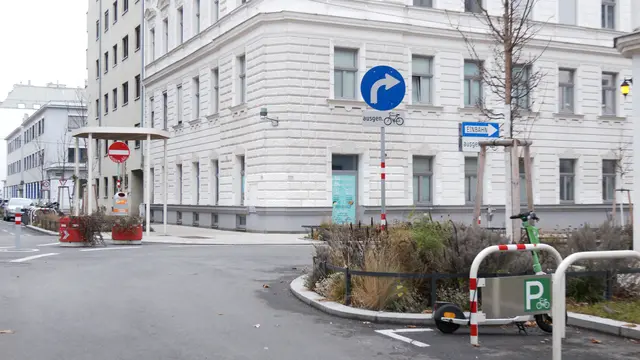 Die Straßen sind beschildert, Kreuzungen mittels Diagonalfiltern gesperrt. | Foto: Andreas Pölzl/MeinBezirk