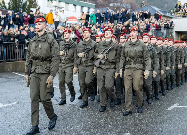 Die Angelobung ist ein offizieller Akt, bei dem die Rekruten ihr ganz persönliches Versprechen auf die Republik Österreich und Demokratie ablegen.  | Foto: LPD Kärnten/Steinacher