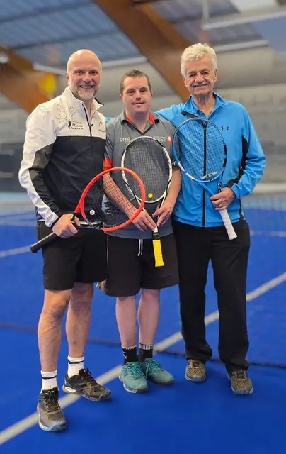 Bernhard Haas, Dominik Altmann und Norbert Altmann (v.l.). | Foto:  TC Raika Aurach am Hongar