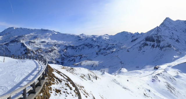 So sieht es aktuell am Großglockner aus (Webcam) | Foto: edelweissspitze.panomax.com