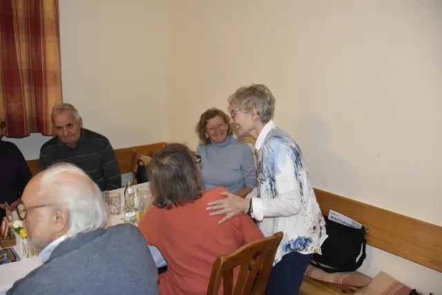 Teilnehmer beim Schülertreffen im November 2025 im Gasthof Maly Mauthausen | Foto: Dr. Mascherbauer