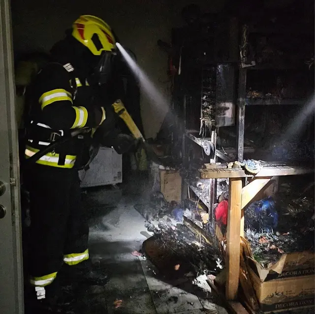 Am Samstag gab es einen Feuerwehreinsatz aufgrund eines Brandes in der Werkstatt der Haustechnik im Keller.  | Foto: FF Aigen im Mühlkreis