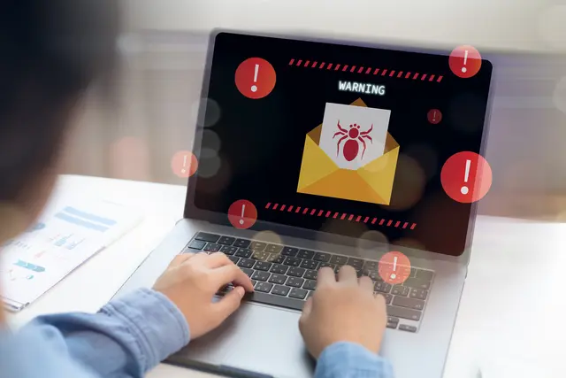Der Computer des 68-Jährigen habe sich nicht mehr bedienen lassen. (Symbolfoto) | Foto: stock.adobe.com/at/CL STOCK 