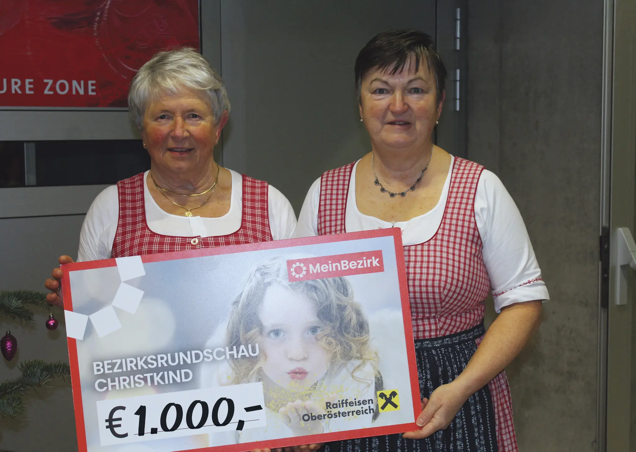 Goldhaubengruppe Schlüßlberg: Großzügige Spende für Isabel und Raffaela - ...