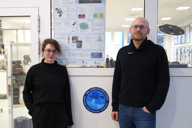 Neue PhD-Studentin Hannah Danhel an der FH Wiener Neustadt: Die PhD-Studentin Hannah Danhel (links) gemeinsam mit wissenschaftlichem Betreuer Wolfgang Treberspurg (rechts). | Foto: FHWN