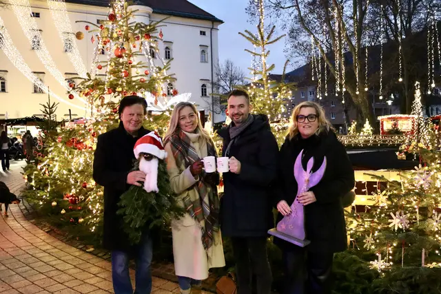 Das Spittaler Weihnachtsdorf wartet mit einem bunten Rahmenprogramm auf. Auch an Silvester ist einniges geplant. | Foto: MeinBezirk.at