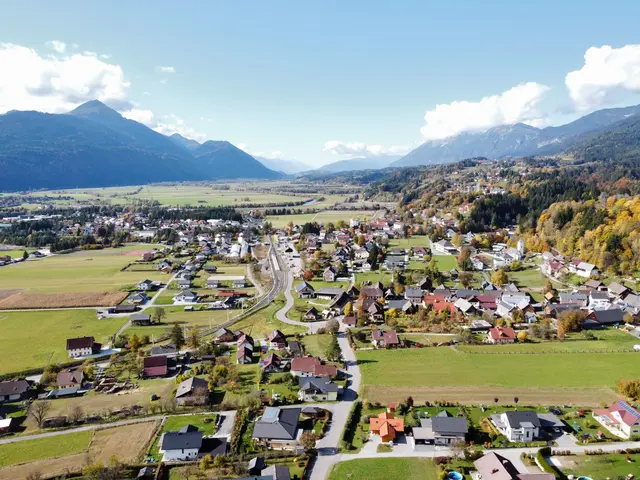Ortszentren Saak und Nötsch aus dem Blick vom Dobratsch | Foto: Gemeinde Nötsch