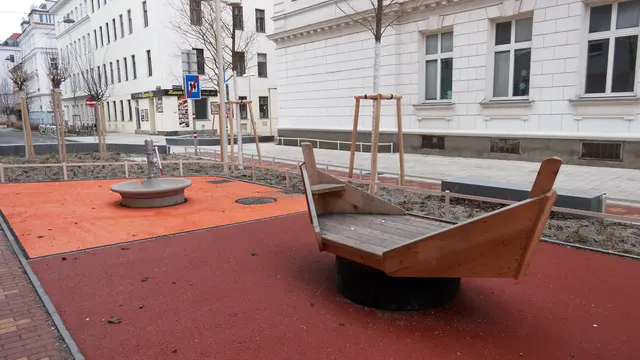 Die Arbeiten des Supergrätzls in Favoriten sind kurz vor dem Abschluss, das Musterprojekt soll im Frühjahr 2026 eröffnet werden. | Foto: Andreas Pölzl/MeinBezirk