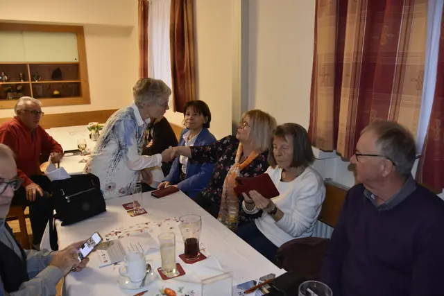 Teilnehmer beim Schülertreffen im November 2025 im Gasthof Maly Mauthausen | Foto: Dr. Mascherbauer