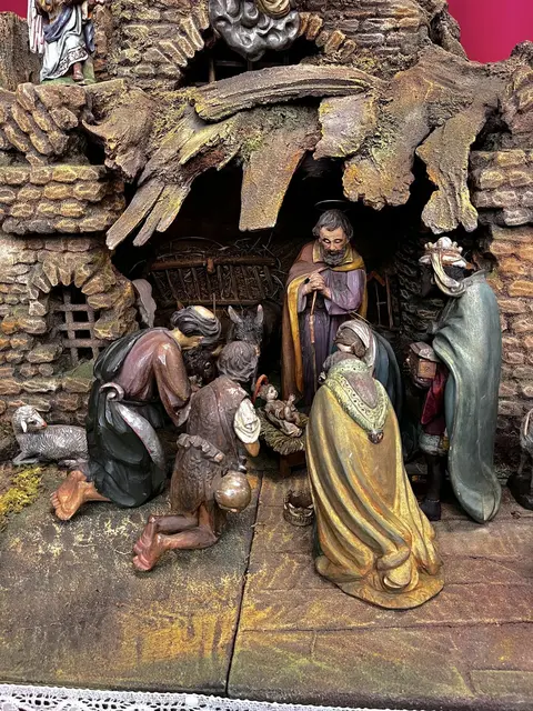 Die Krippenfreunde Salzkammergut starten wieder einen Krippenbaukurs im Jahr 2026.
 | Foto: Peter Sommer (Archivfoto)