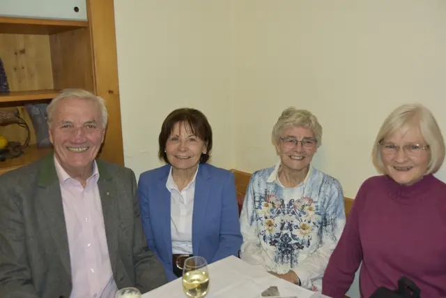 Teilnehmer beim Schülertreffen im November 2025 im Gasthof Maly Mauthausen | Foto: Dr. Mascherbauer
