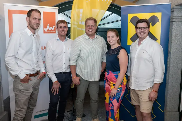 Die Junge Wirtschaft Eferding bei der Sommerfeier 2025. | Foto: Jakob Kreinecker