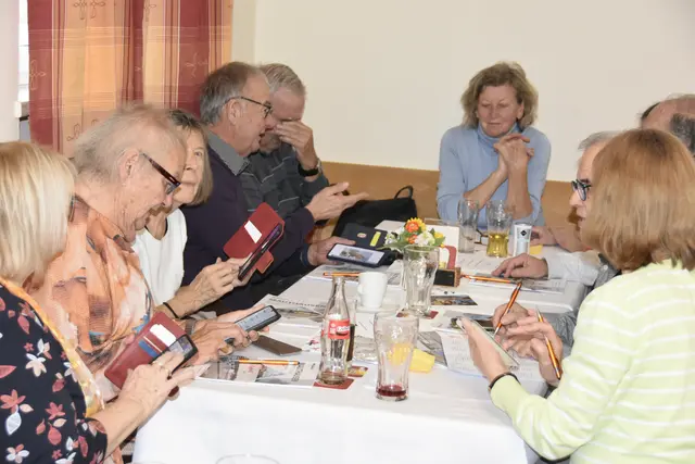 Teilnehmer beim Schülertreffen im November 2025 im Gasthof Maly Mauthausen | Foto: Dr. Mascherbauer