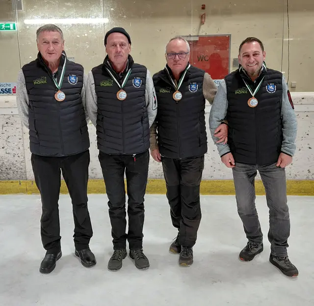 Die Stockschützen aus St. Georgen freuten sich über Platz drei und den Aufstieg. | Foto: 1. ESV St. Georgen a. d. Stfg.