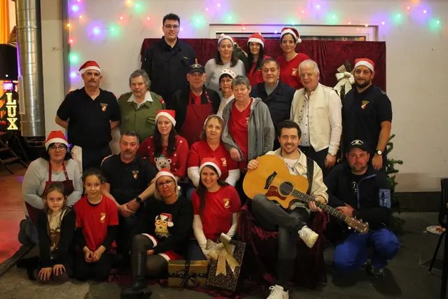 Gemeinschaft, Musik und vorweihnachtliche Atmosphäre standen im Mittelpunkt der Adventfeier der Freiwillige Feuerwehr Dürnkrut.  | Foto: FF Dürnkrut