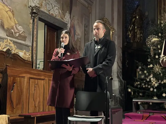 Bezirksobmann Manuel Schenk und Bezirksleiterin Tanja Hiebler sorgten für die Moderation. | Foto: Klara Höfler