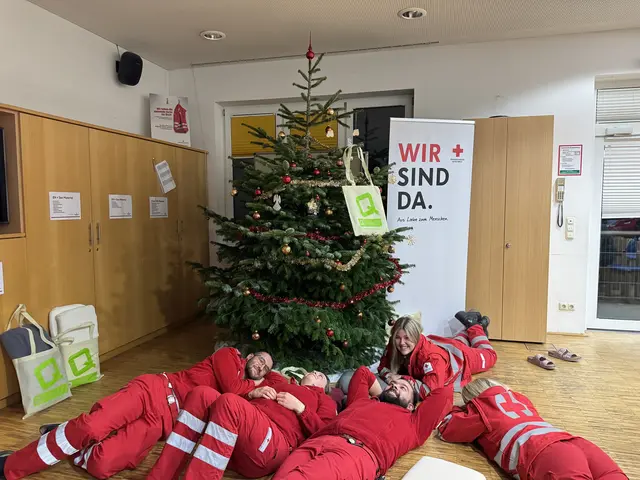 Dank der Kissenspende von Hütter / Q-Schlafsystem können die Mitarbeiter des Roten Kreuzes ihre Ruhepausen entspannt genießen. | Foto: RK/LV OÖ