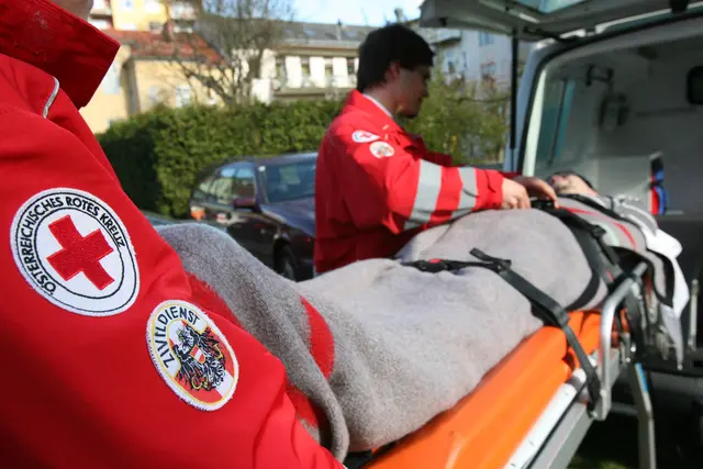 Bundesheer oder Zivildienst – tausende junge Männer treffen jedes Jahr diese Entscheidung.  | Foto: ÖRK
