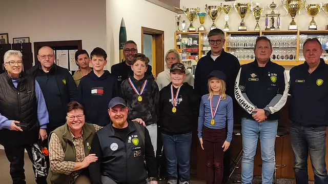 Alexandra Hutterer, Peter Milosits, Gabi Ullmann, Julia Nagl, Julius Stallbaumer, Thomas Hutterer, Walter Ofenauer, Moritz Artes, Gilde Schodl, Leon Schodl, Johannes Stallbaumer, Heidrun Stallbaumer, Thomas Exler und Franz Manlig. | Foto: Schützenverein-Mistelbach 