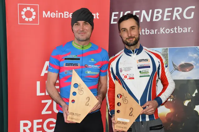 Roland und Christoph Plank belegten in ihrer Alterskategorie jeweils den zweiten Platz. | Foto: Michael Strini