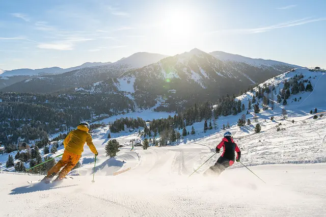 Bis Ostern steht das Skifahren im Fokus. | Foto: Tourismusmanagement MBN