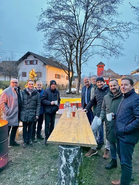Erwin Angerer, Thomas Koberer, Jörg Schretter, Hans Steinacher, Kajetan Glantschnig (vo rechts), Gerald Grebenjak, Franz Jordan, Josef Regenfelder (vo links)