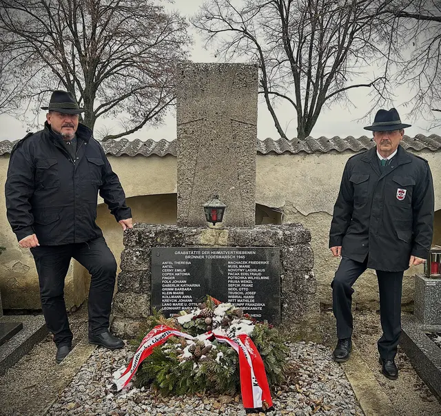 ÖKB-Ortsverbandsobmann Josef Kohzina und ÖKB-Schriftführer Horst Höfner.
 | Foto: Hannah Kohzina 