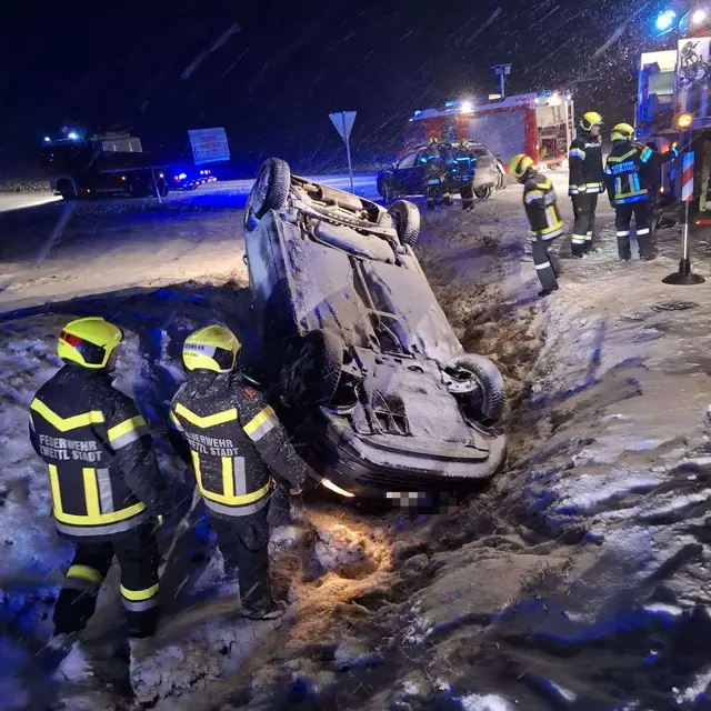 Unfälle bei winterlichen Fahrverhältnissen | Foto: DOKU-NÖ