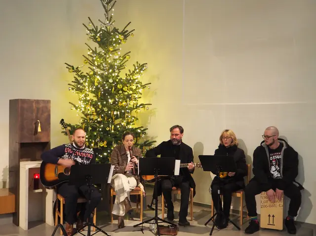 Die Musikgruppe der Flugfelder Pfarrgemeinde St. Anton