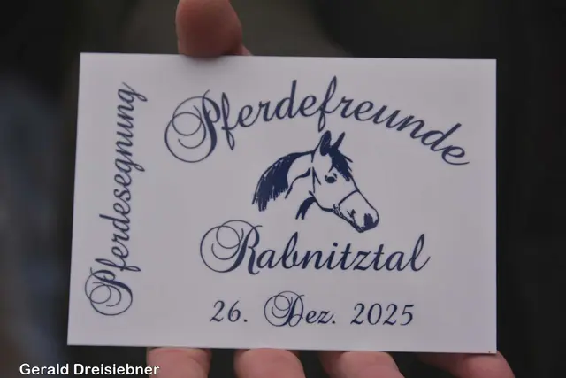 Eine Stallplakette als Erinnerung  | Foto: Gerald Dreisiebner