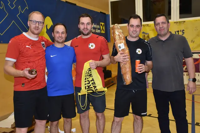 Riesenwuzzler-Turnier der SU Pabneukirchen.  | Foto: Zinterhof