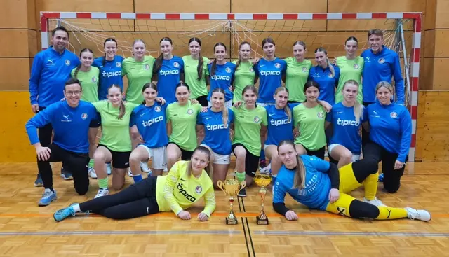 Die Mädels der BFV-Frauenakademie holten beim Turnier in Mattersburg Platz eins und zwei. | Foto: BFV-Frauenakademie